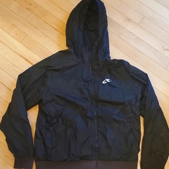 Nike hotsell vintage windbreaker